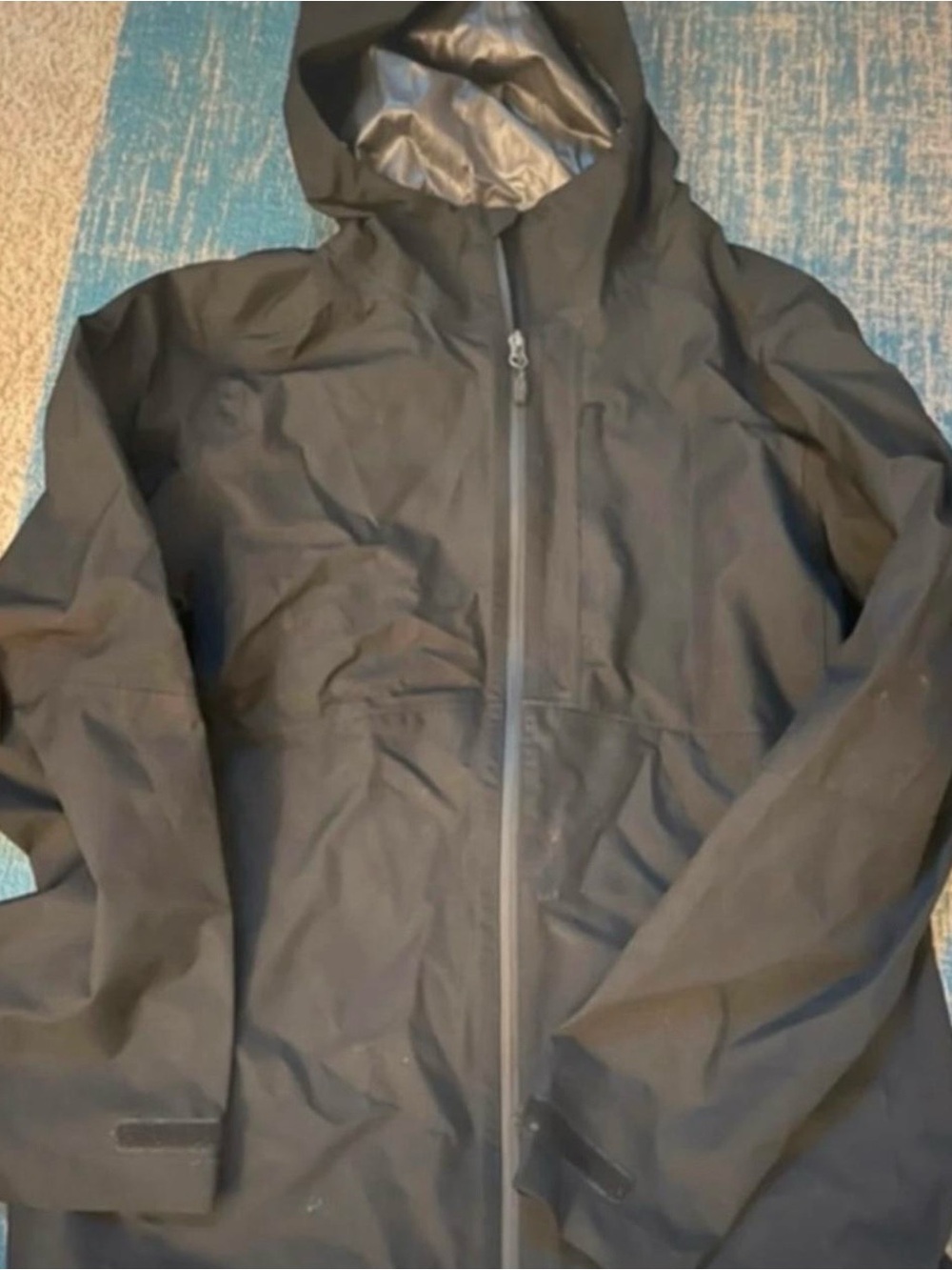 Swiss Tech Black Hooded Raincoat with Full-Zip